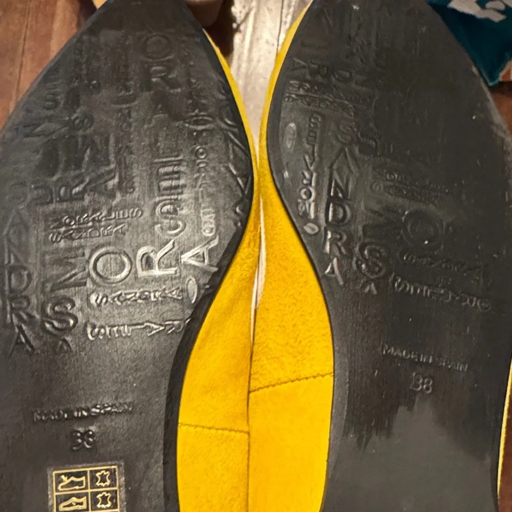 Sandra Morales made in Spain Flats - Picture 6 of 8